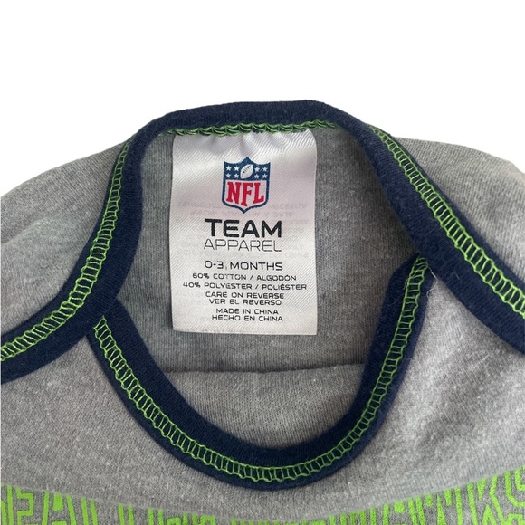Seahawks baby Onsie size 0-3months - Picture 2 of 3